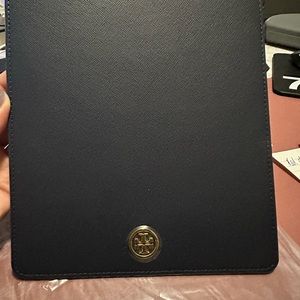 Tory Burch Robinson Mouse Pad- Navy